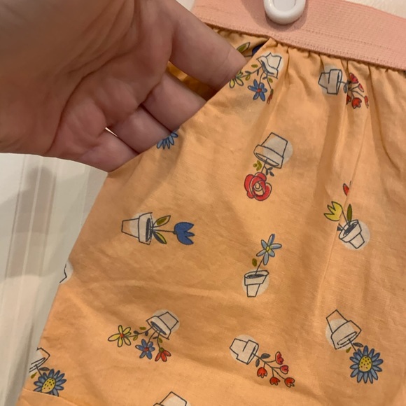 NEW Gap Girls Shorts Size 5T - Picture 6 of 8